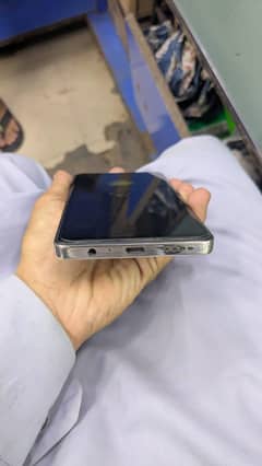 Note 30por 16.256Gb
