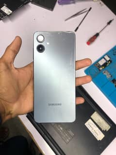 Samsung A06 6GB Ram 128GB Storage 10 by 10 Condition With Box