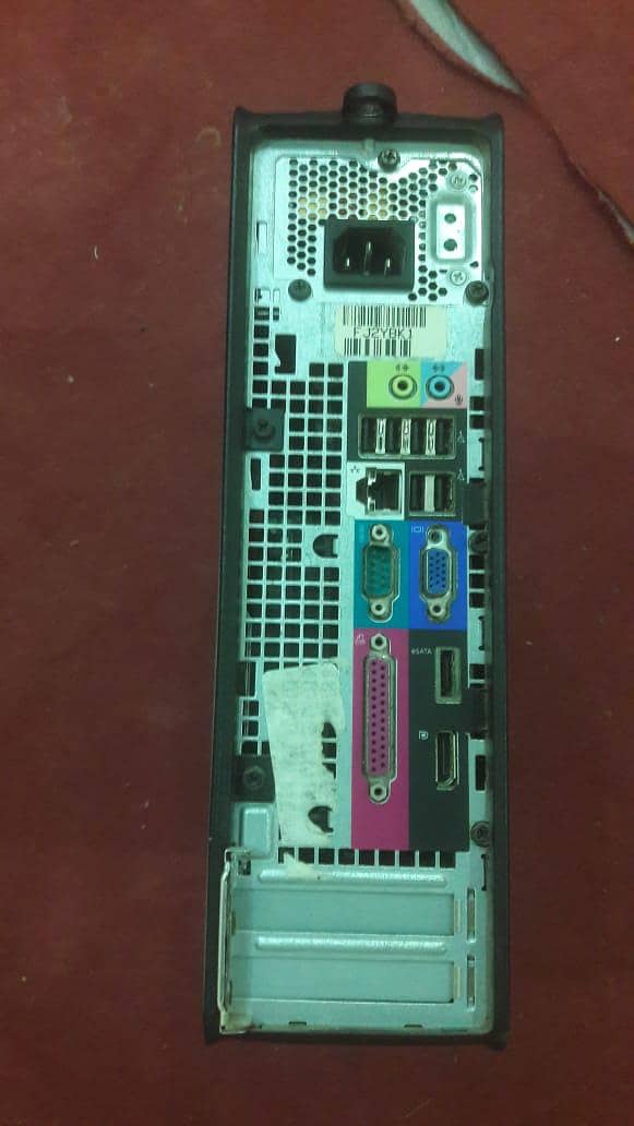 HP Computer With CPU And Mouse. 5