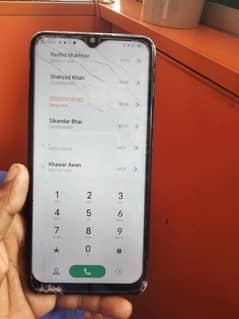 Vivo S1 4/128 pannel chnge ha bakkii har chzz okk ha with charger