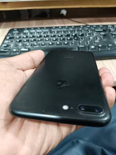 Apple iPhone 7 Plus