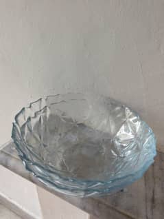new dinner set made in glass