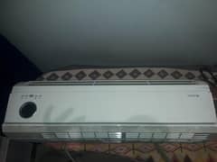 Gree 1.5 ton split ac Non inverter
