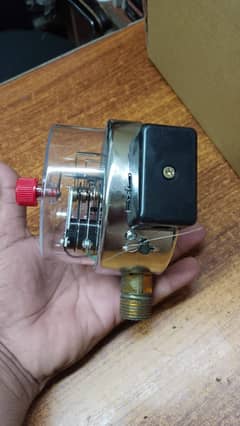 Tripping Pressure Gauge Dail 4"