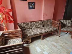 WOODEN SOFA SET IN GOOD CONDITION!!