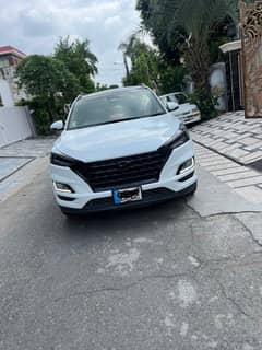 Tucson AWD B2B ORIGINAL LOW MILEAGE