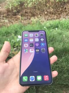 iphone xs max 256gb battery. health 85%