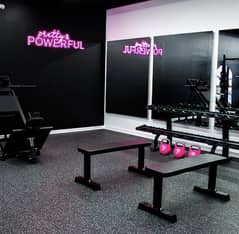 SHE_FIT Studio (Female fitness instructors)