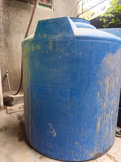 Plastic water tank