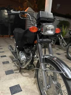 Honda 125 2009 Bahawalpur number phone number 03092253936