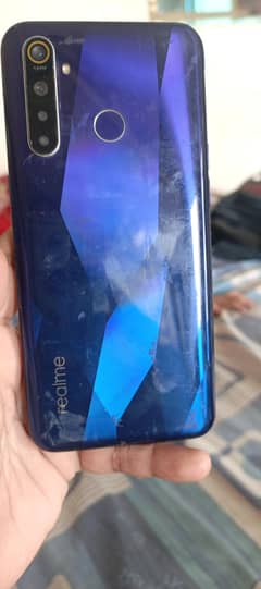 realme 5 pr0