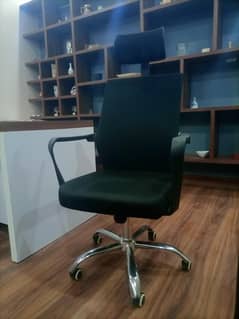Boss Chair Executive Chair Office Chair Only 5-8 Days Used