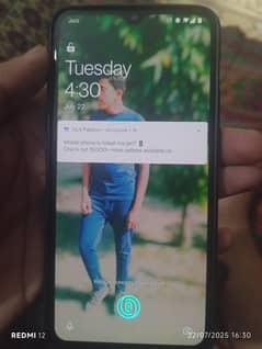 i am selling one plus 6t in good condition