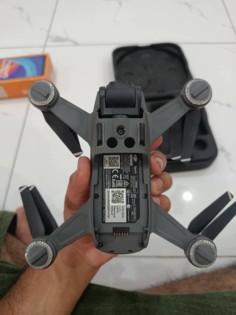 Dji Spark go drone with controller 6