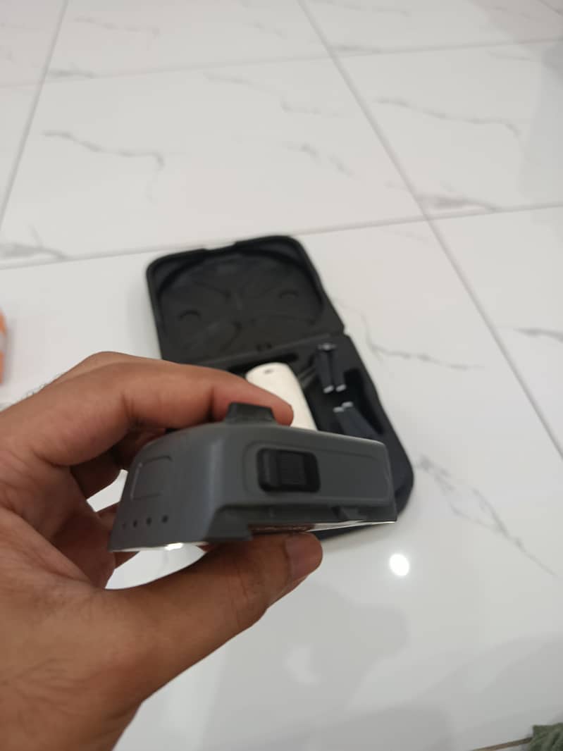 Dji Spark go drone with controller 8