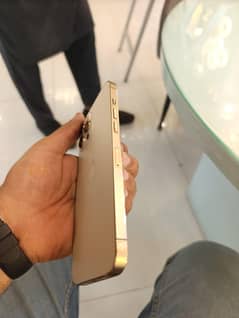 I phone 12 pro max 128gb  battery health 86%