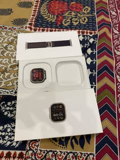 Apple Watch ultra 2 natural titanium