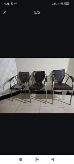 Visitor Chairs Available