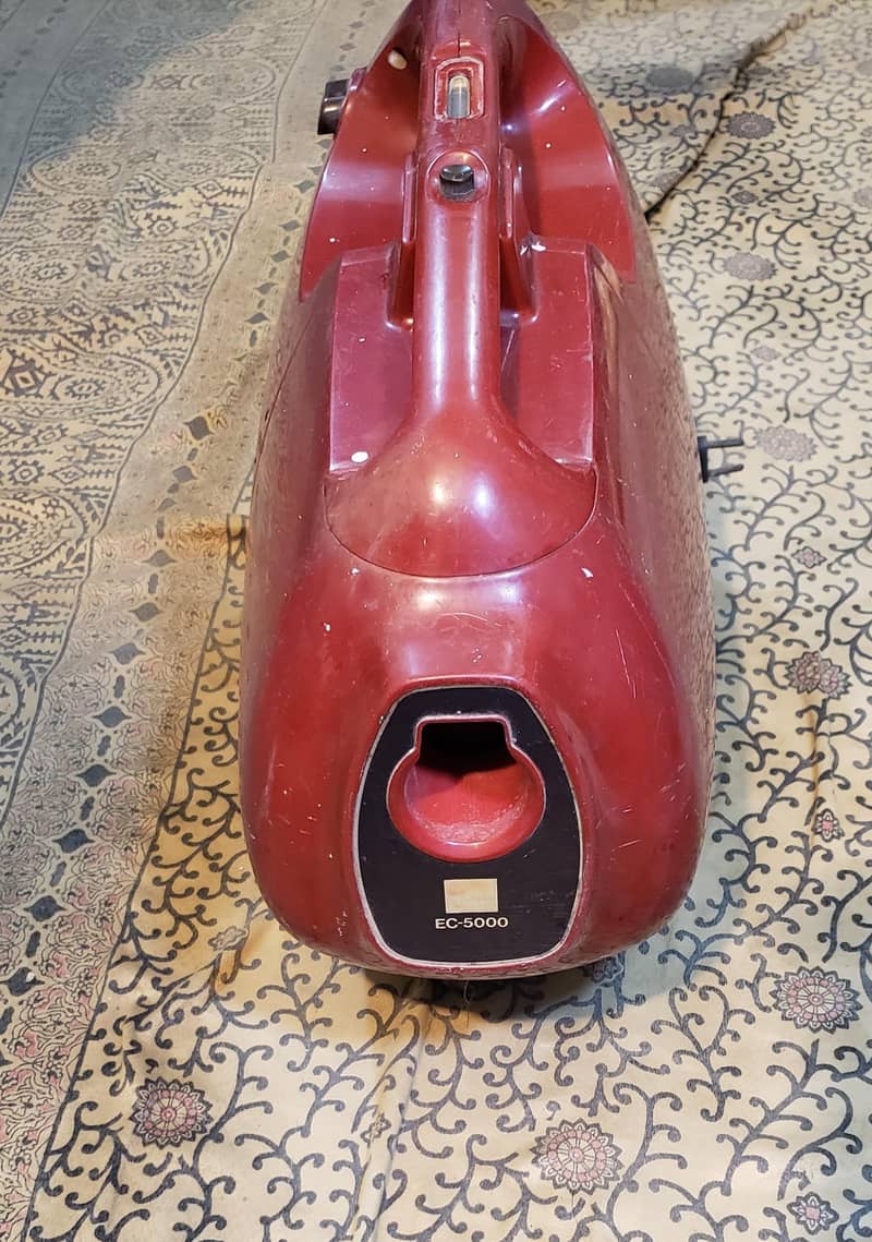 Vacuum Cleaner 1