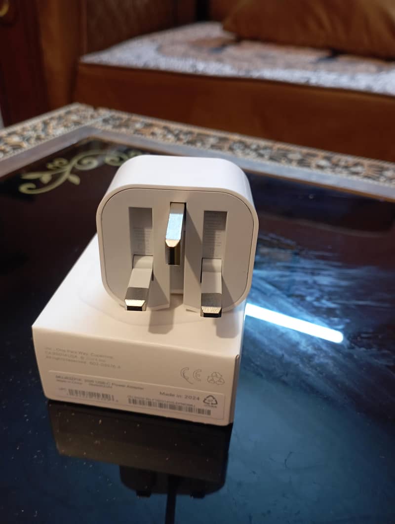 Iphone Power Adapter 0