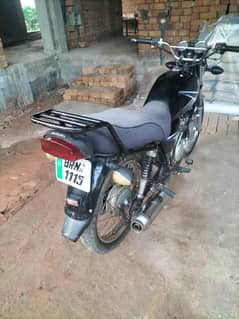 new condition bike ha bs thora sa pichly hub ka kam or chan garari set