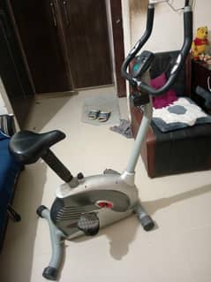 good condition 10/10 contact this number : 03234922908