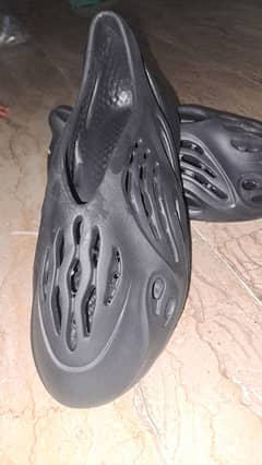 Dragon Crocks Best Quality 100%  Comfortable For Running An daily use