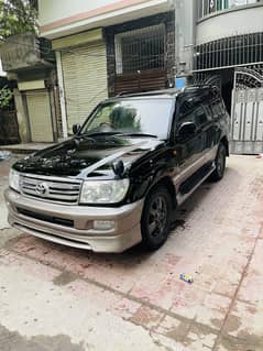 Toyotta Land Cruiser