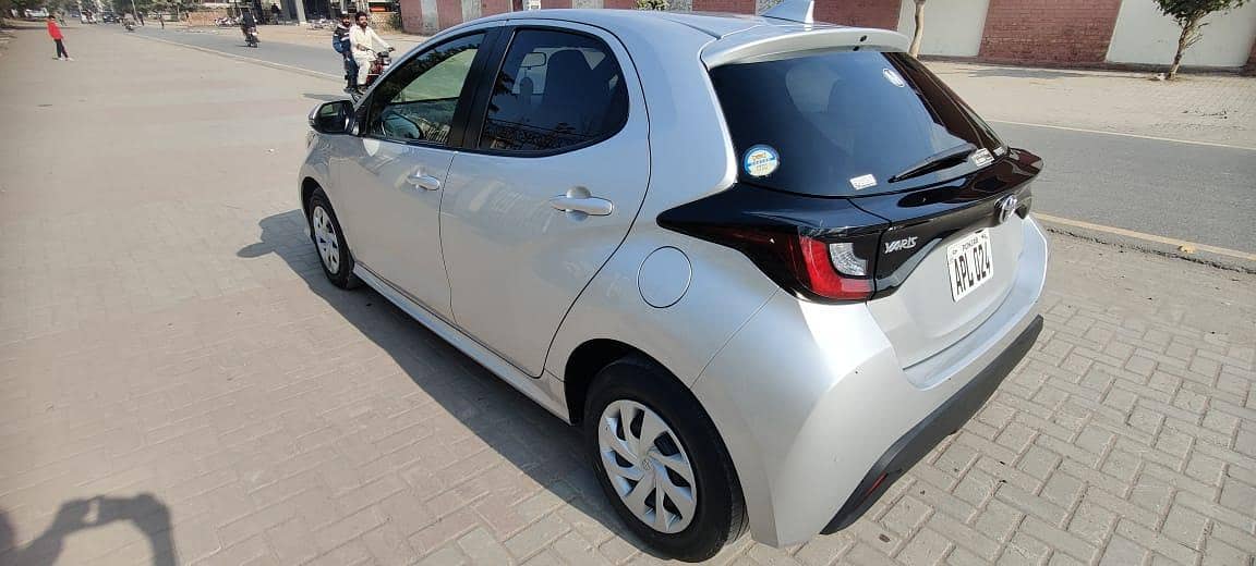 Yaris hatchback 9