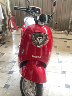 Metro Scooty