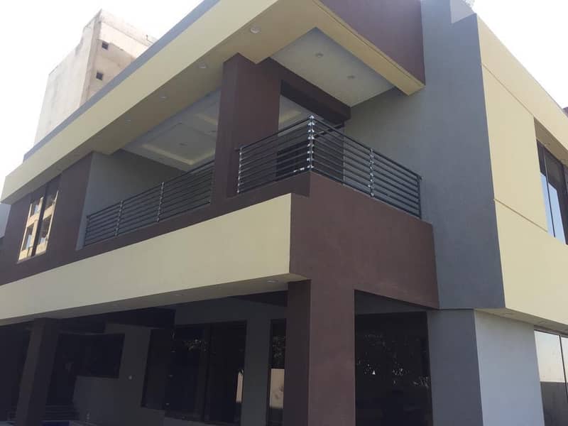 The One And Only 2064 Sq yard Villa At P3 With Key ready To Move 9