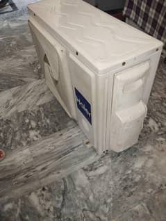 DC inverter ac  only one season . total orignal pipe taar remote
