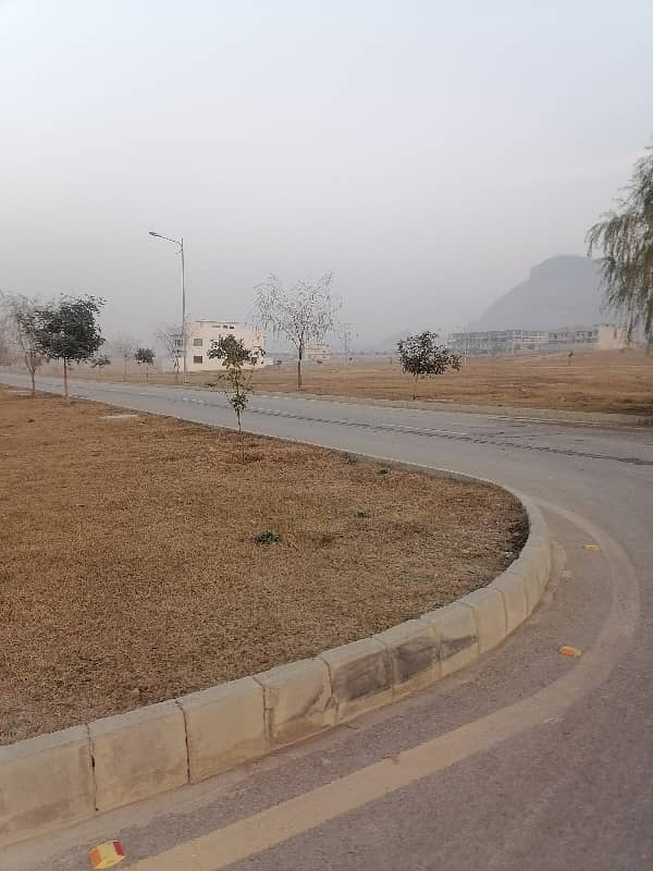 30x60 Solid Plot in Faisal Hills C Block 1