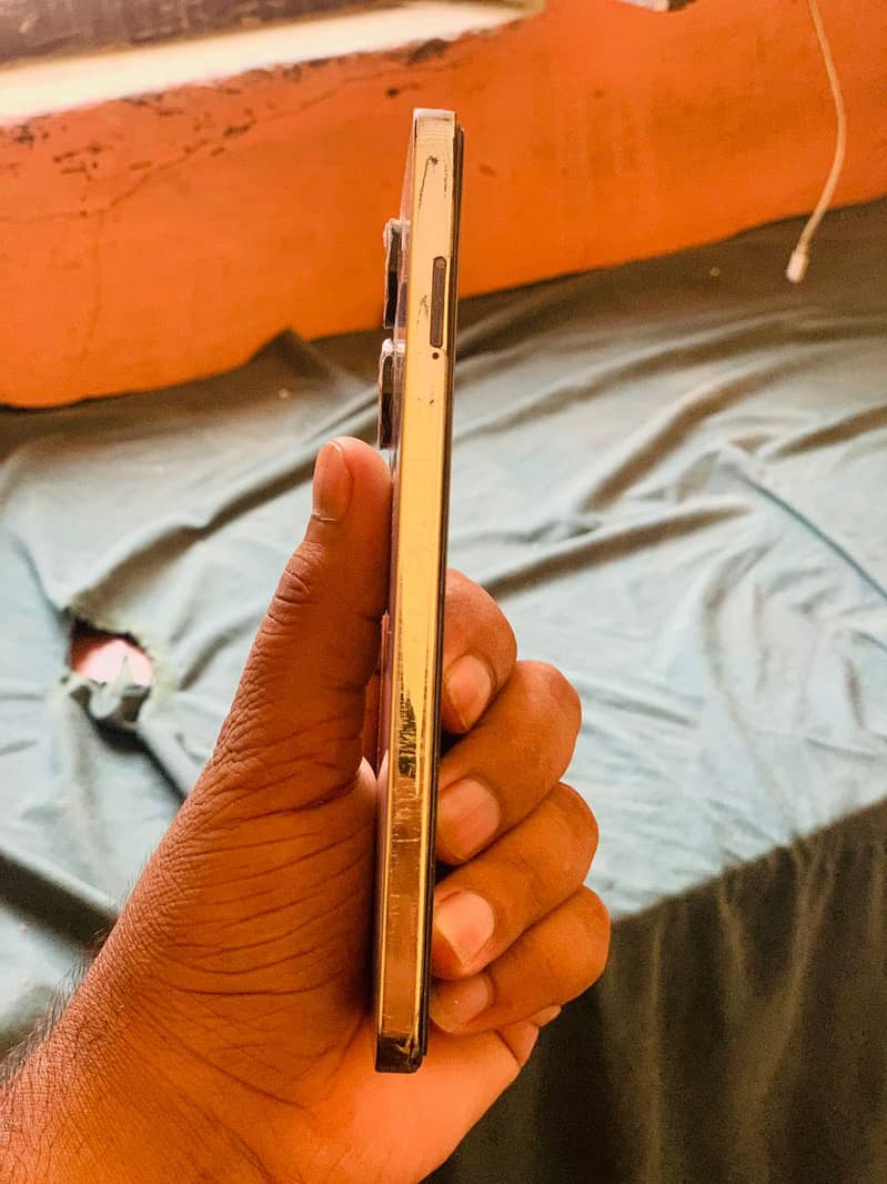 Techno Camon 20 8/256 only mobile no boc and chargr exchange possible 4