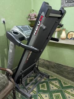 Revo Treadmill