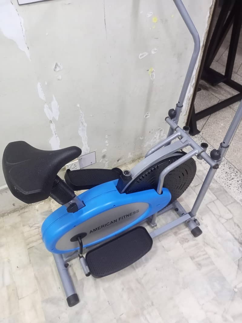 2 in 1 exercise cycle available 3