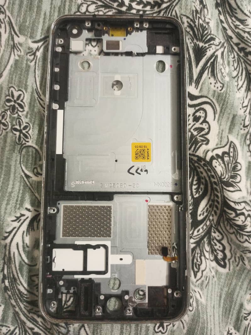 Aquas r2 bettry casesing fingerprint sensor charging jecks camers 1