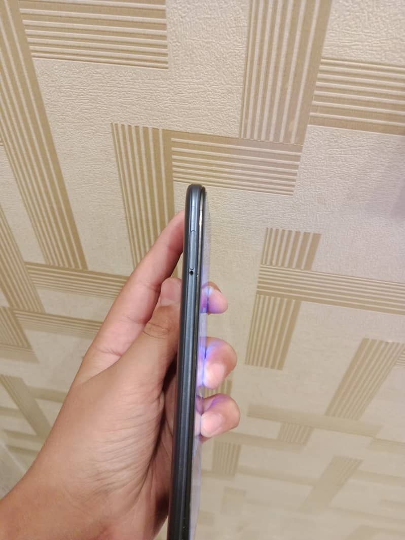 Tecno Spark 8C all janone part only screen damage  condition 10/8 5