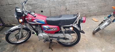 Honda 125cc 22 model 03155774951 location Rawalpindi new condition
