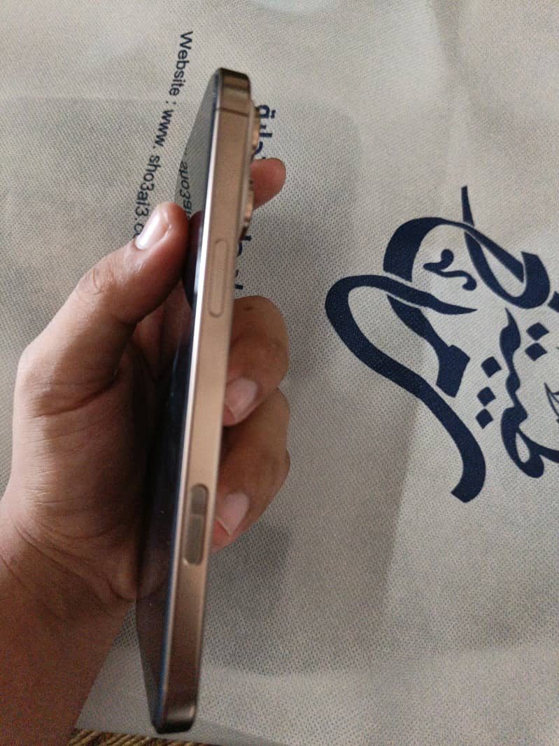 iPhone 16 Pro Max – Non PTA | 256GB | 10/10 Condition 1