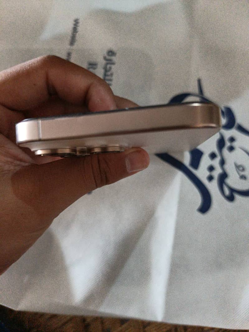 iPhone 16 Pro Max – Non PTA | 256GB | 10/10 Condition 3