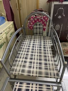Baby cot bed