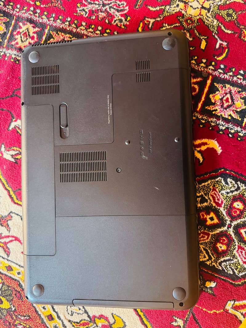 Hp Core i3 (3rd Generation) 1