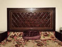 Wooden bed set / King bed set / Furniture set