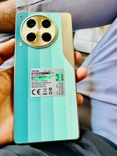 tecno camon 30 8+8 256 GB hai Full box