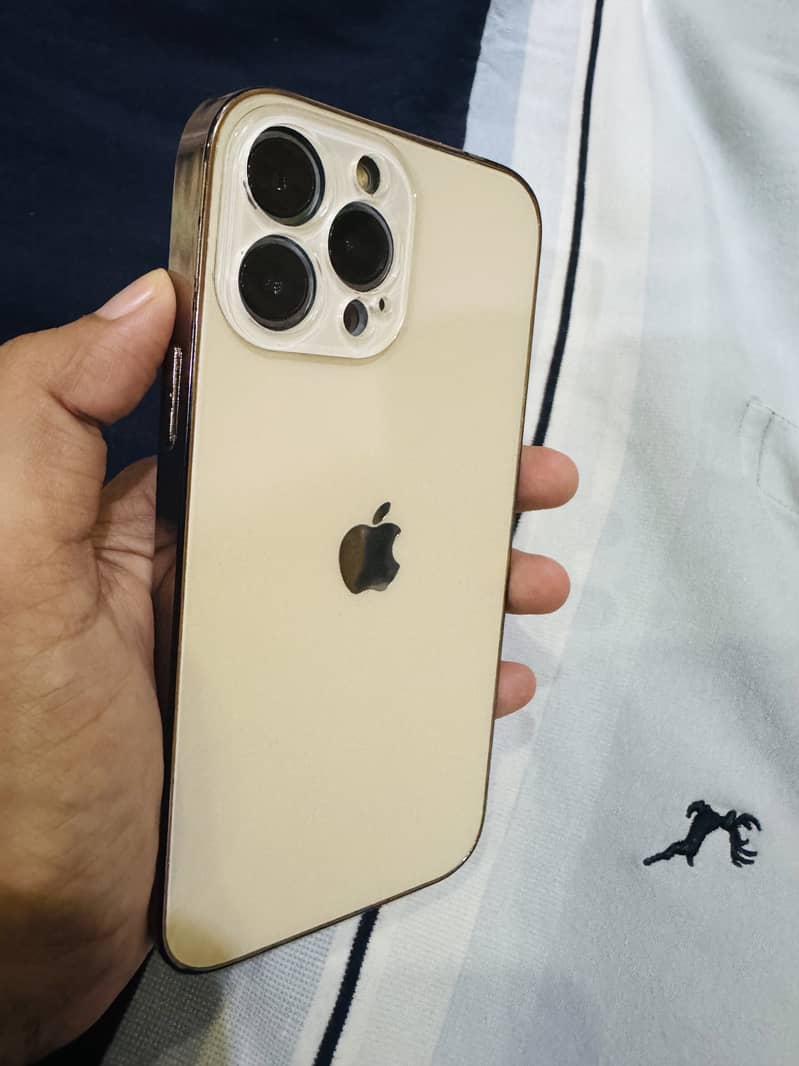 iphone 13th pro max non pta but not jv sim used for 4 month 1