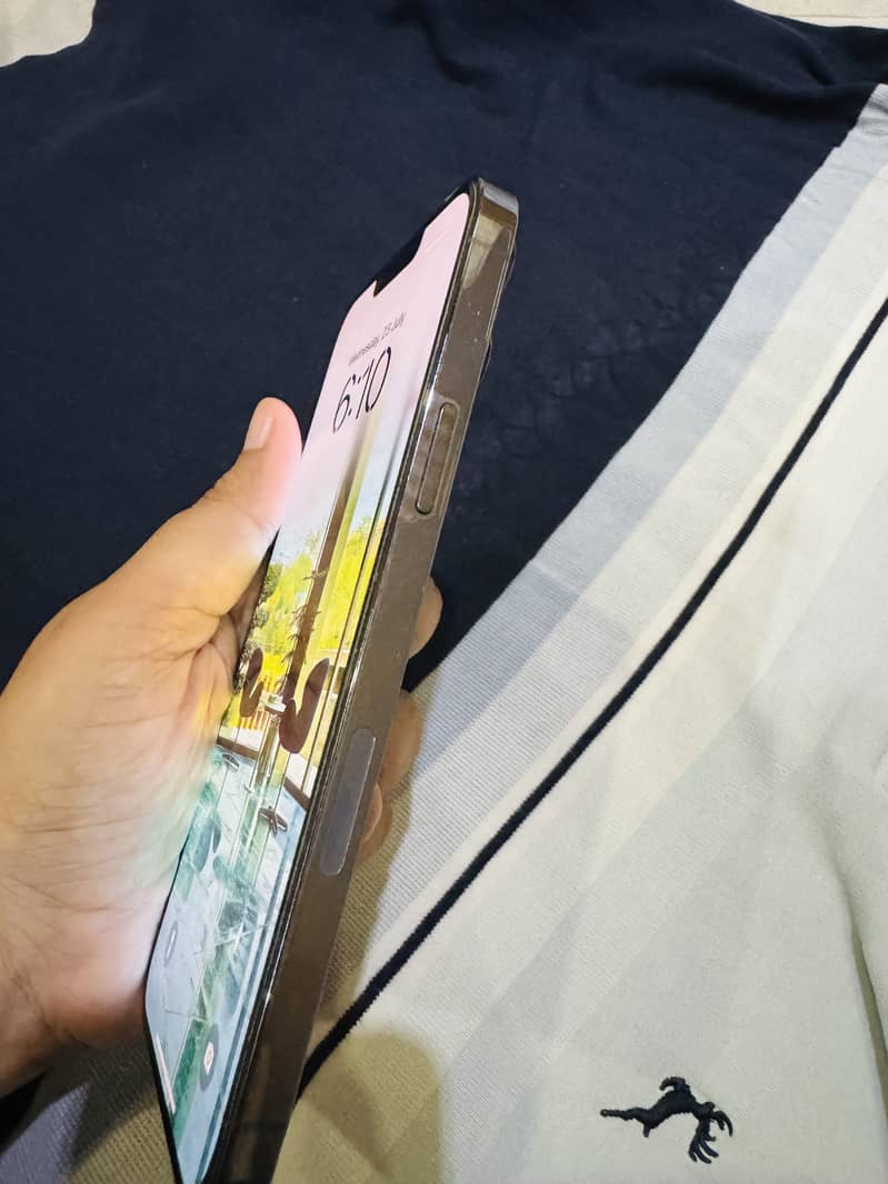 iphone 13th pro max non pta but not jv sim used for 4 month 7