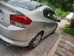 honda city 1.3 urgent sale 0304.7141558