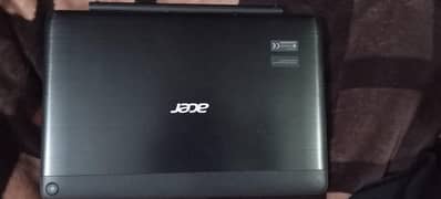 Acer one 10 2-in-1 Touchscreen laptop only 1 months used