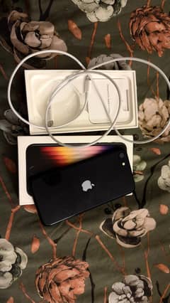 IPHONE SE 2022